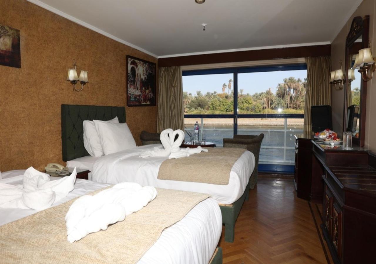 Nile Cruise Al Nabiltan Every Saturday From Luxor 4 Nights & Every Wednesday From Aswan 3 Nights Al Karnak エクステリア 写真