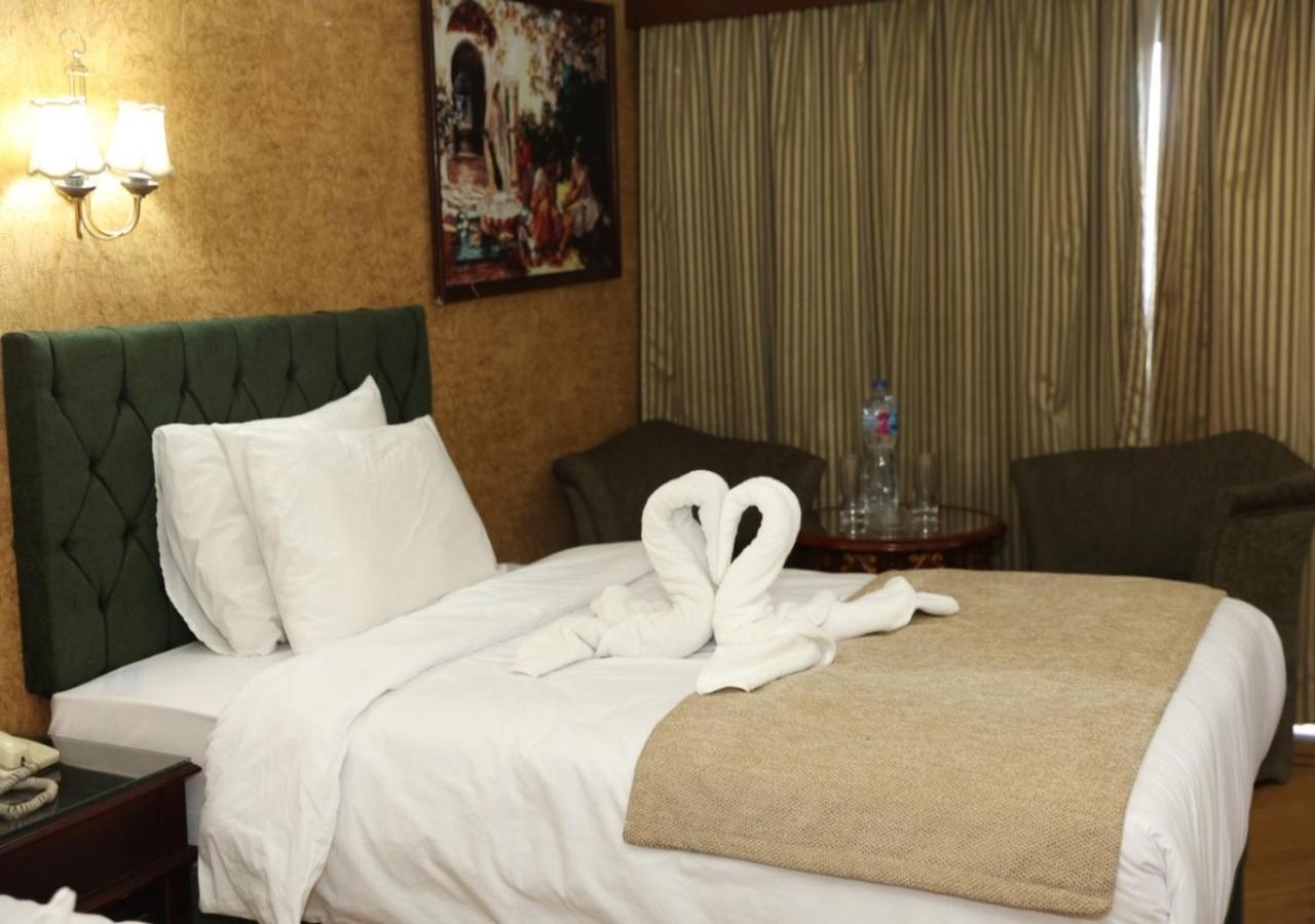 Nile Cruise Al Nabiltan Every Saturday From Luxor 4 Nights & Every Wednesday From Aswan 3 Nights Al Karnak エクステリア 写真