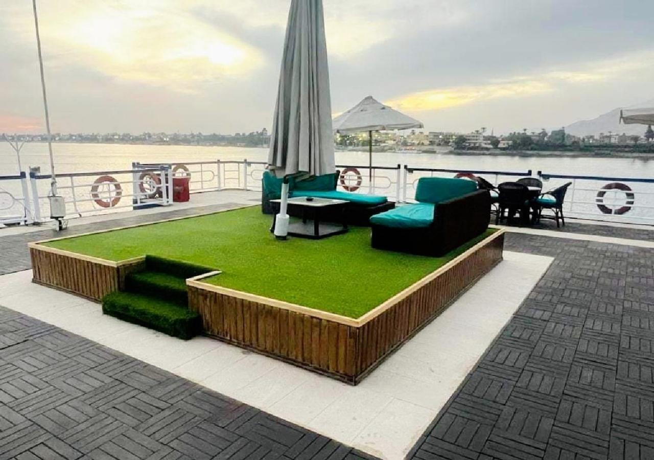 Nile Cruise Al Nabiltan Every Saturday From Luxor 4 Nights & Every Wednesday From Aswan 3 Nights Al Karnak エクステリア 写真